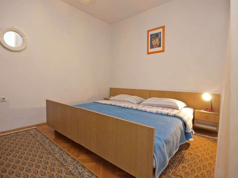 Hotel Apartment Ana 1068