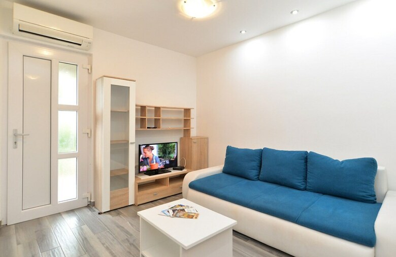 Apartment Vili 351