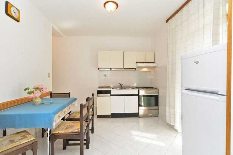 Apartment Josip 828