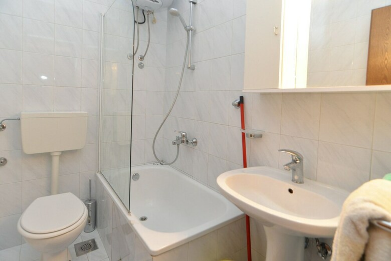 Apartment Josip 828