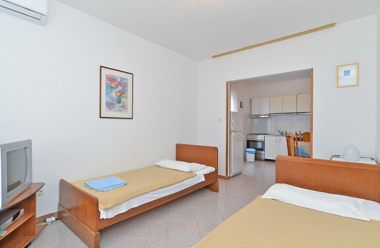 Apartment Josip 828