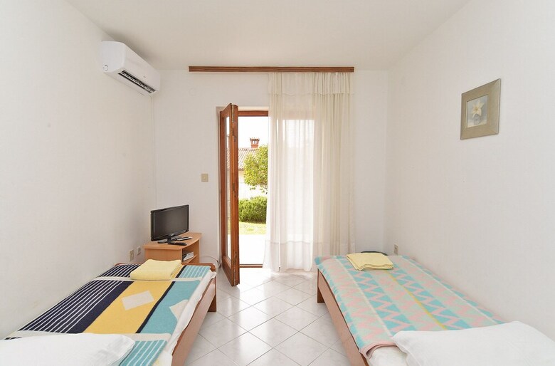 Apartment Josip 828