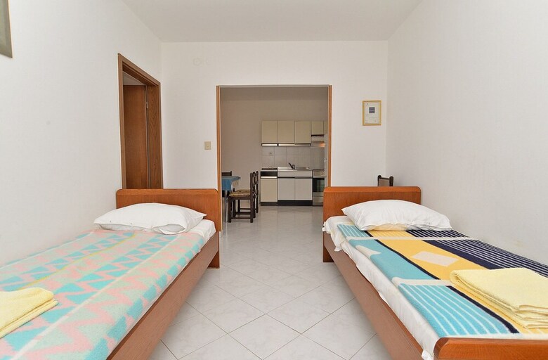 Apartment Josip 828