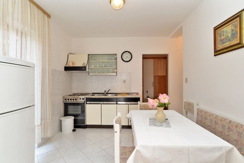 Apartment Josip 828