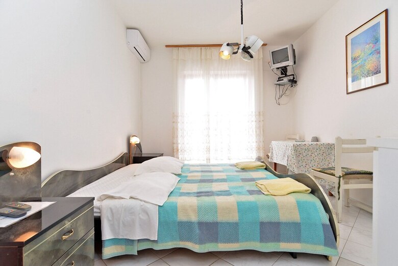 Apartment Josip 828
