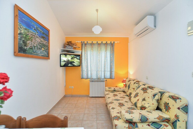 Apartment Neven 810