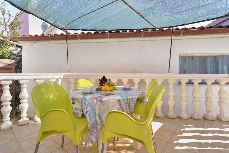 Apartment Neven 810