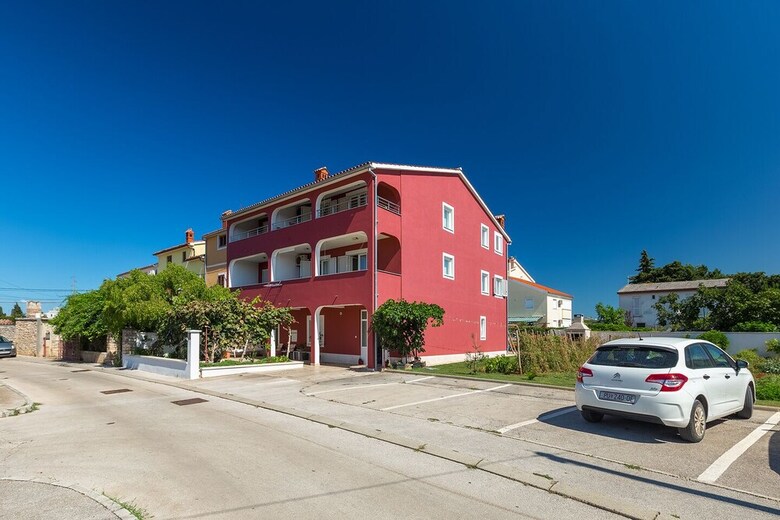 Apartment Boris 771