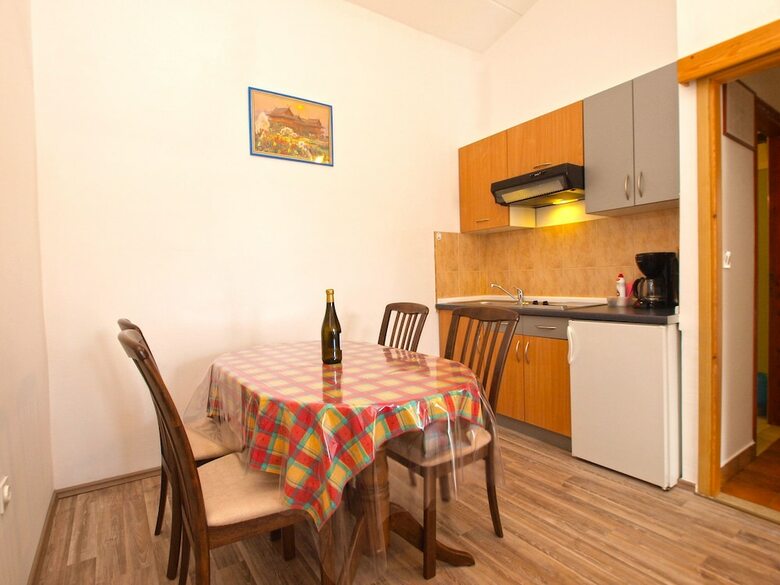 Apartments Romano 1099