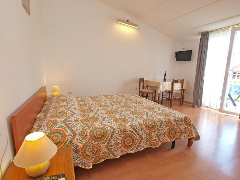 Apartments Romano 1099