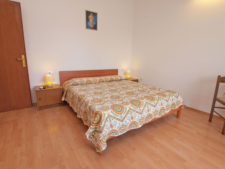 Apartments Romano 1099