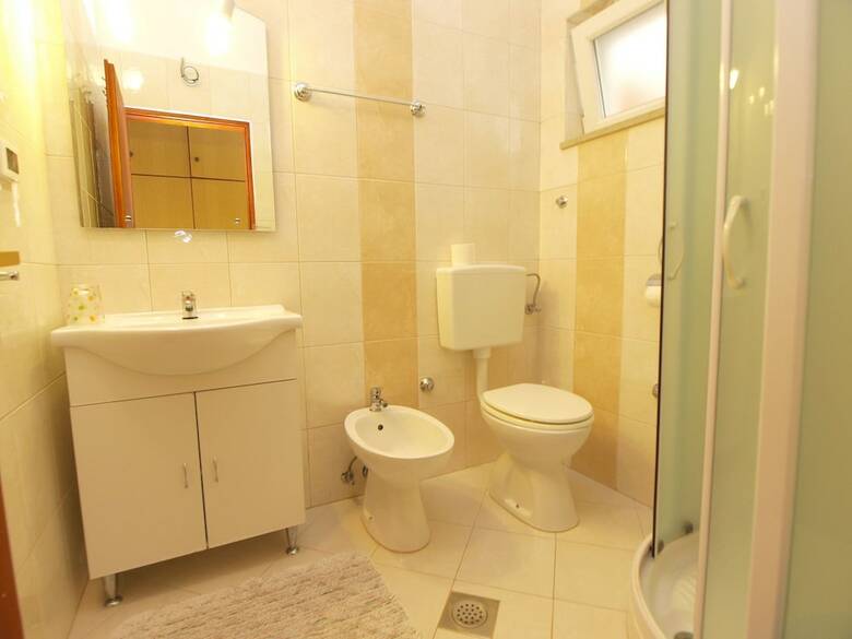 Apartments Romano 1099