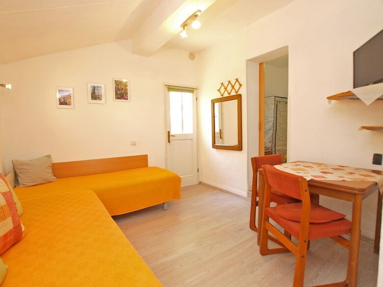 Apartments Mara 44