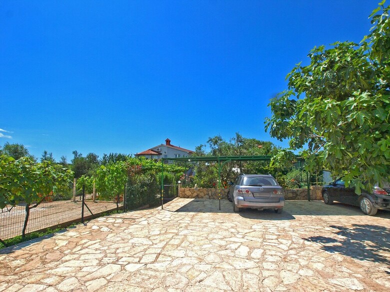 Apartments Mara 44