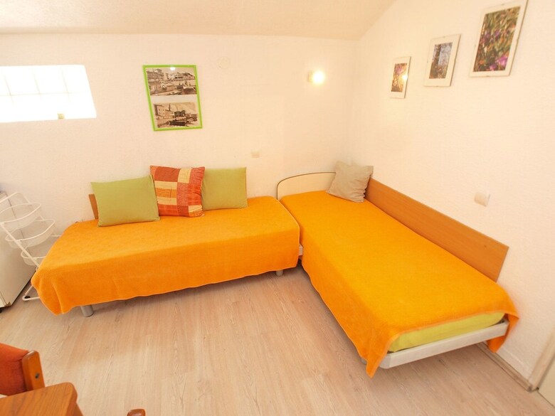 Apartments Mara 44