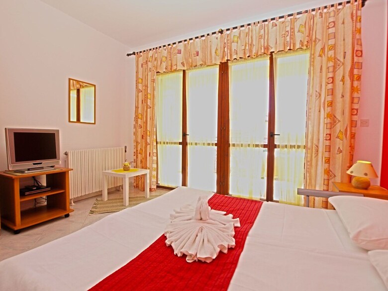 Apartments Maria 1021