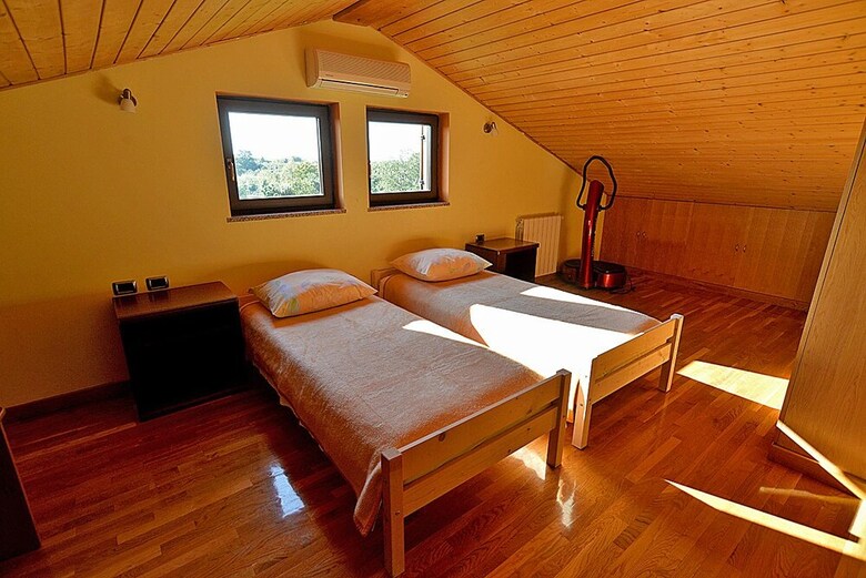 Apartments Pam 379