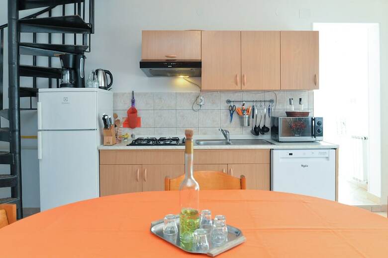 Apartments Tanja 100