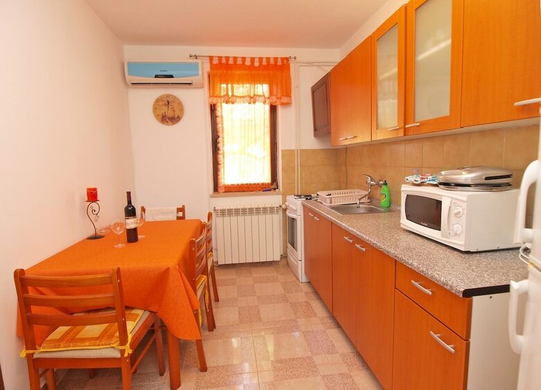 Apartments Zdravko 768