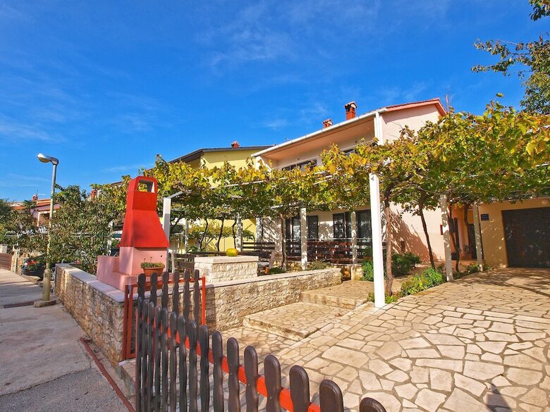 Apartments Dragica 929