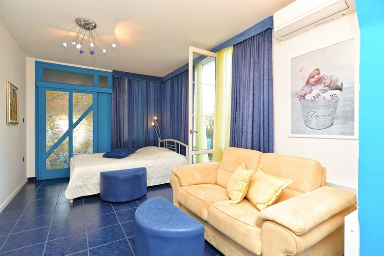 Apartments Mila 1039