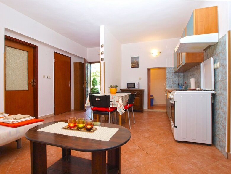 Apartments Mira 295