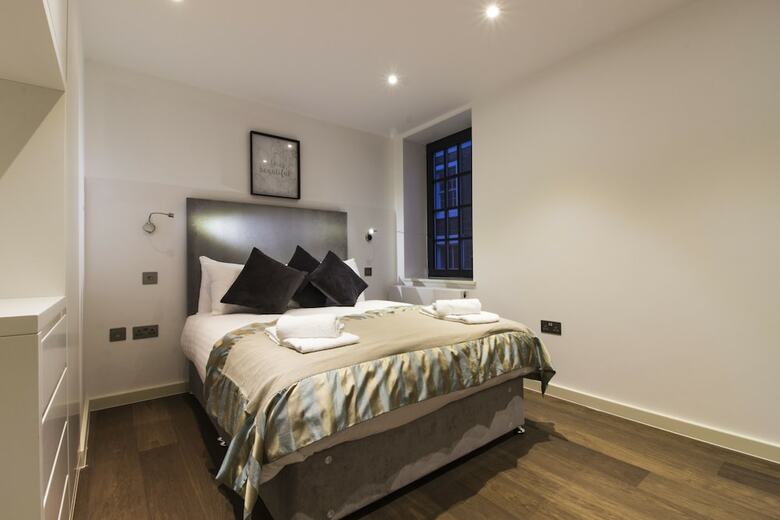 Apartamentos Omega Place By Servprop