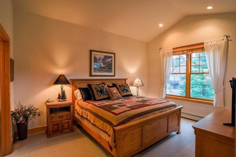368 Settlers Drive (Private Home With Hot Tub)