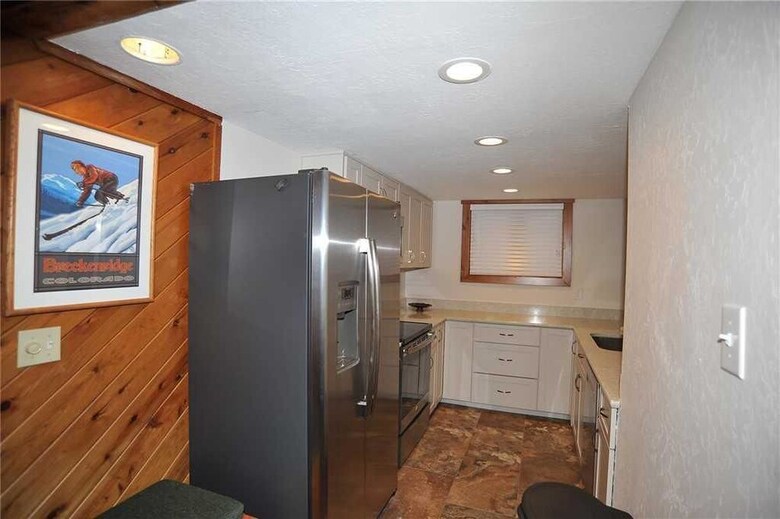 Lance's West #6 (Condo With Pool & Hot Tub)
