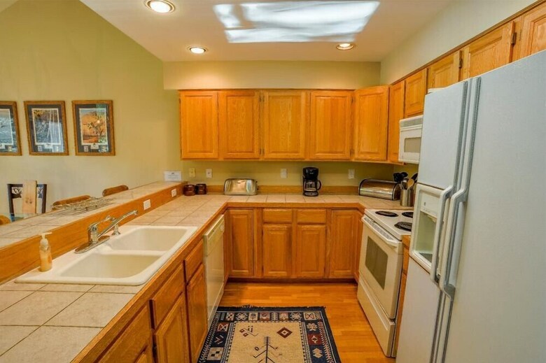 Highlander 324 (Townhome With Private Hot Tub)