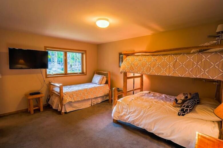 Highlander 324 (Townhome With Private Hot Tub)