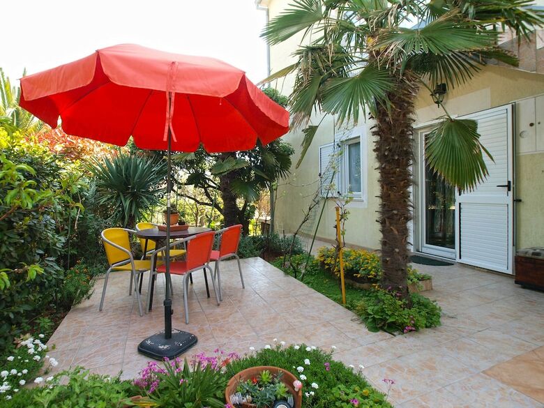 Apartments Jacqueline 1227