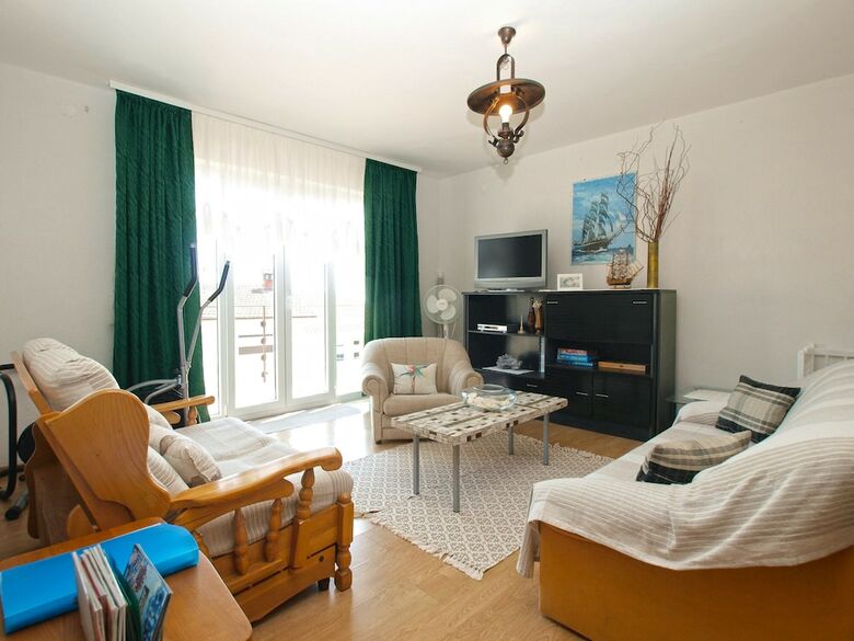 Apartments Jacqueline 1227