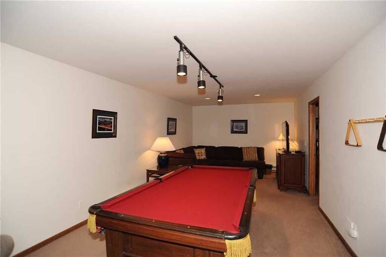 Eagle Ridge  #2 (Townhome With Private Hot Tub)