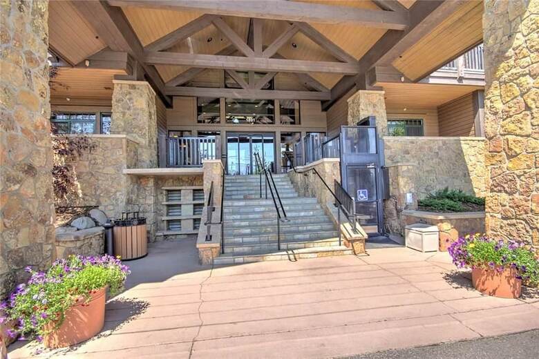 Crystal Peak Lodge 7501 (Penthouse Condo)