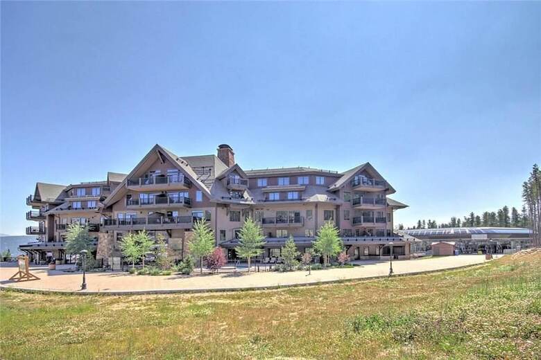 Crystal Peak Lodge 7501 (Penthouse Condo)