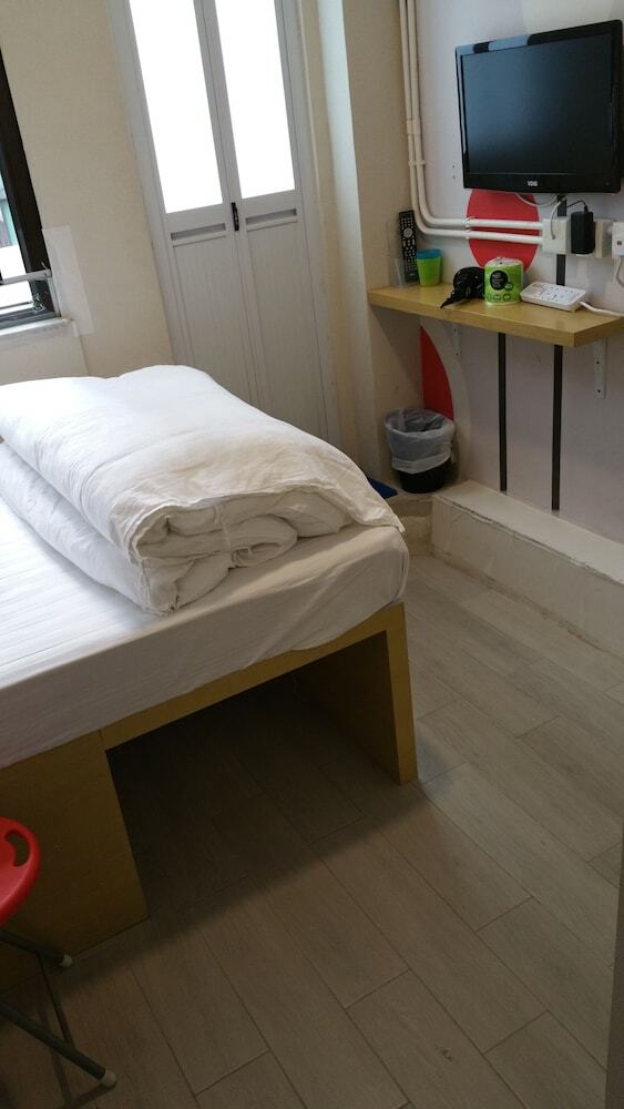 Hotel Sunrise Royal - Boutique Hostel