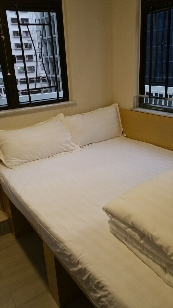 Hotel Sunrise Royal - Boutique Hostel