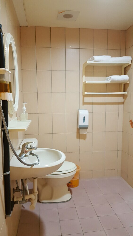 Hotel Daban Six Guest House