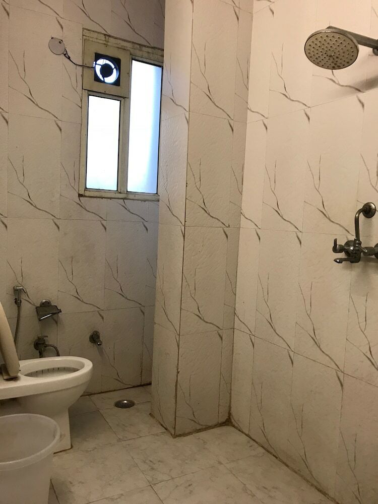 Hotel Noble International