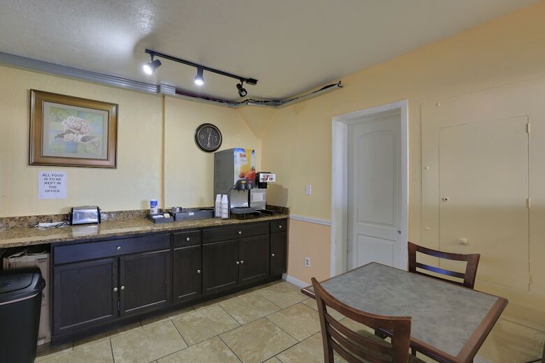 Motel Budget Inn St Petersburg