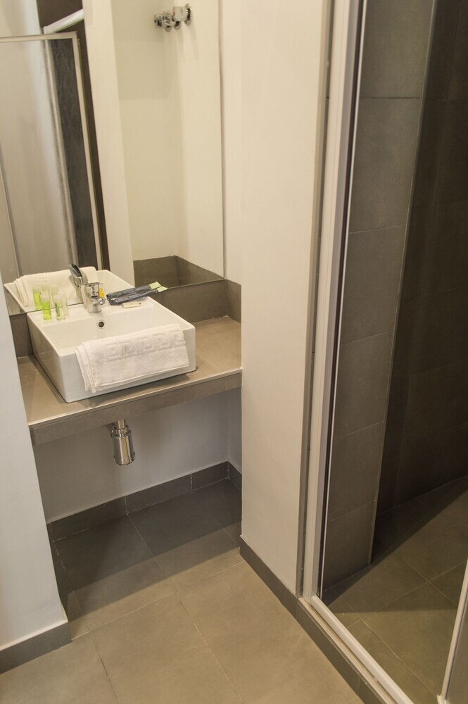 Apartamentos Moderno Dise�o Madrid Centro Sol 5