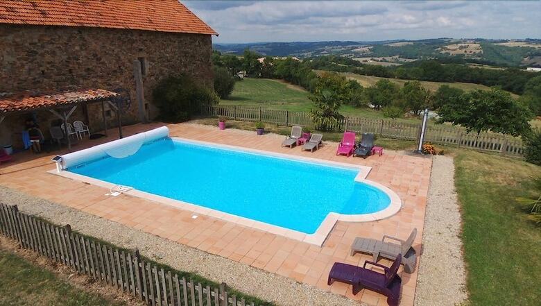 Hotel G�tes Et Chambres D'h�tes Peyrecout Tarn
