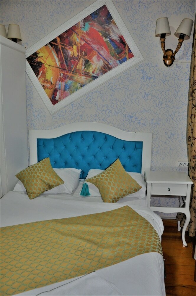 The Trip Hotel Old City