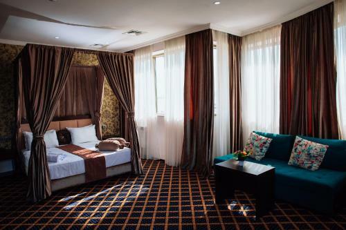 Corniche Family Hotel Baku
