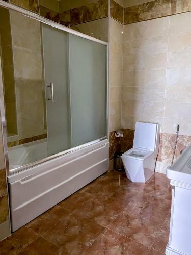 Corniche Family Hotel Baku
