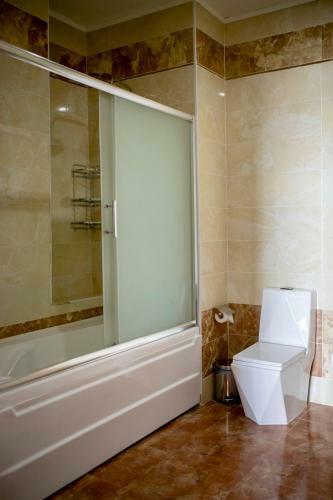 Corniche Family Hotel Baku