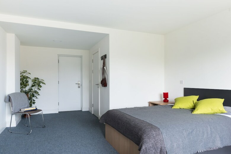 Hostal Aparto- Montrose