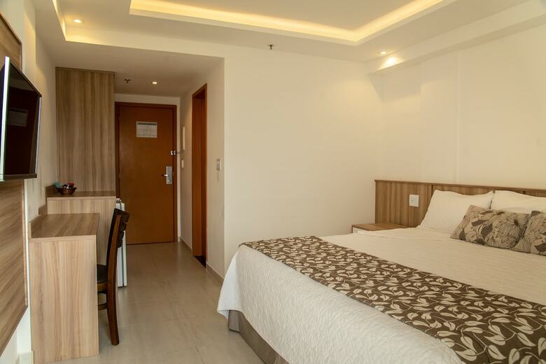 Paradiso Maca� Hotel