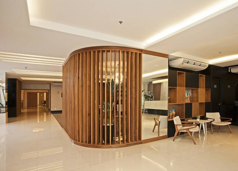 Paradiso Maca� Hotel